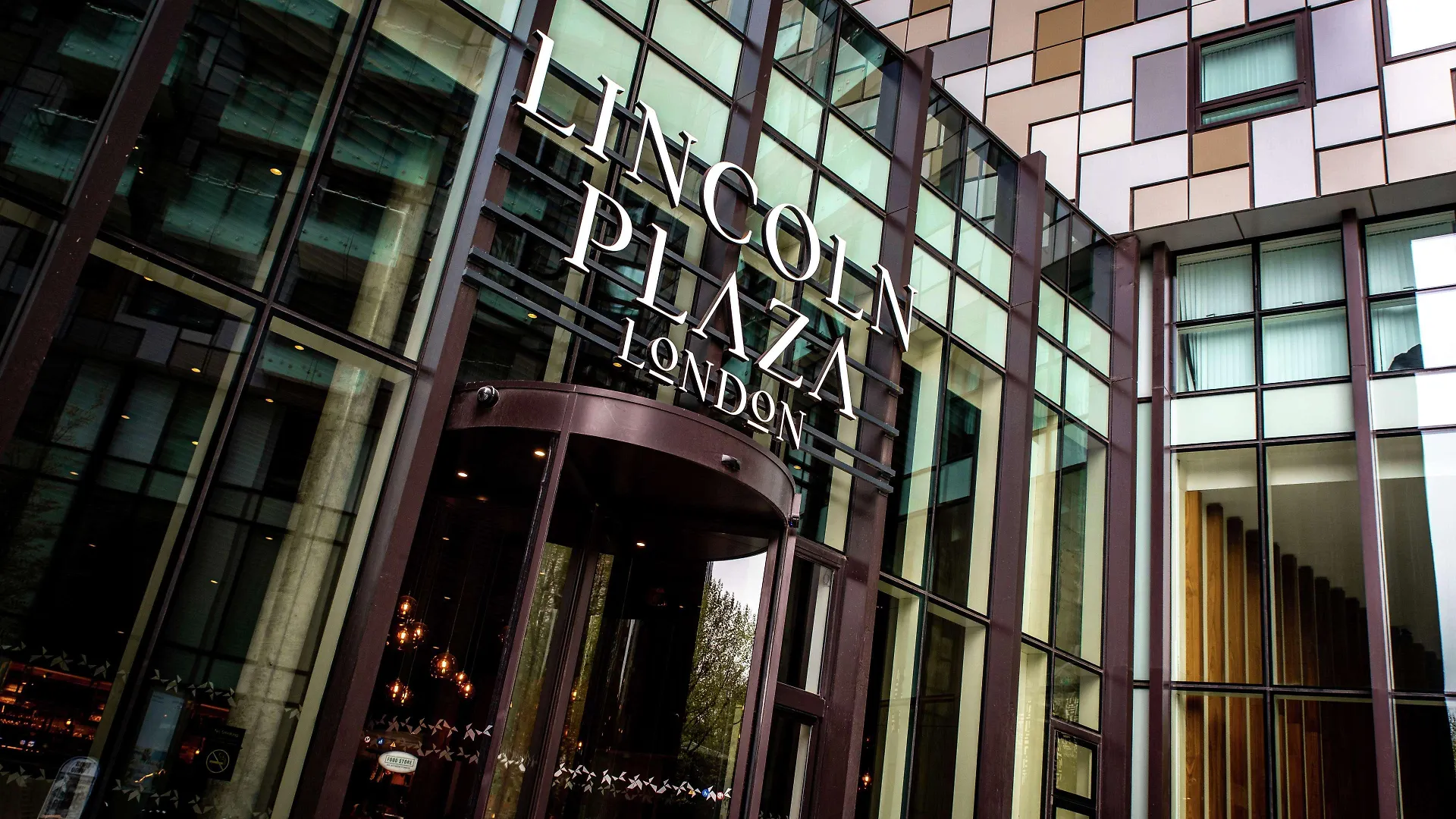 Lincoln Plaza Hotel London, Curio Collection By Hilton