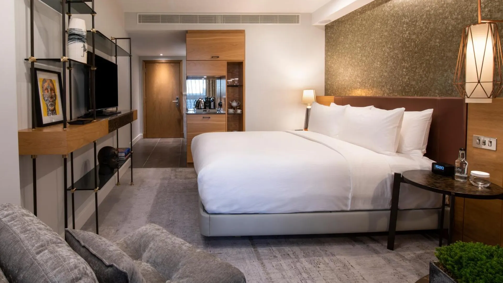 Lincoln Plaza Hotel London, Curio Collection By Hilton