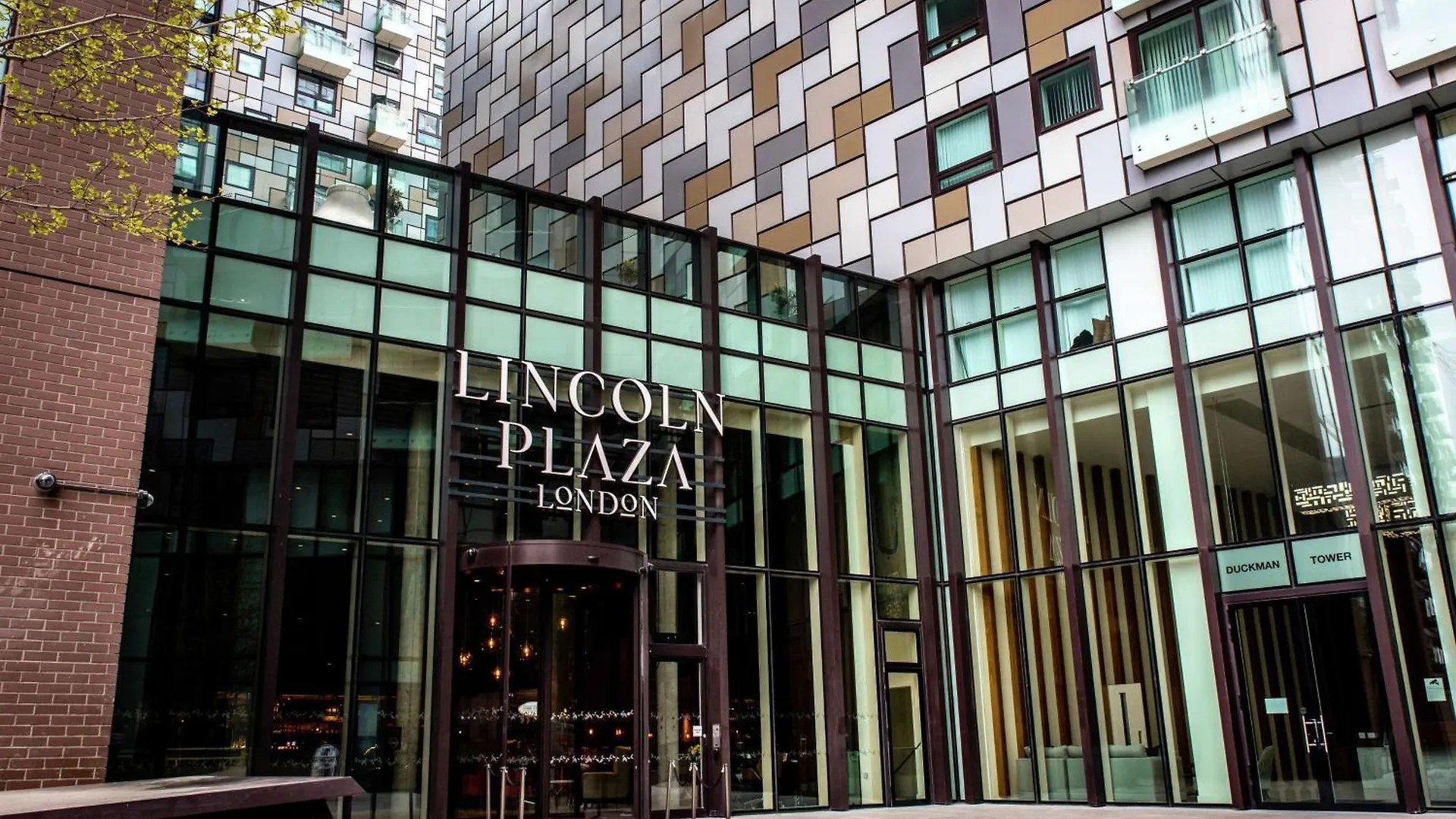 Lincoln Plaza Hotel London, Curio Collection By Hilton